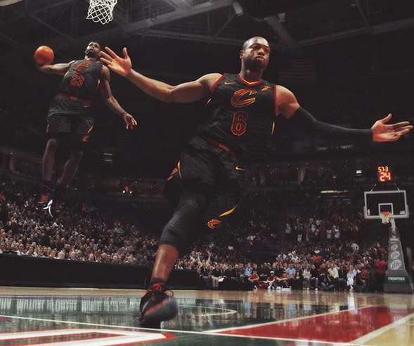 NBA球员专访：詹姆斯谈团队合作,（NBA独家专访：詹姆斯解读团队合作的力量）