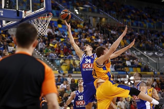 CBA季后赛焦点球员表现排行榜（CBA季后赛核心球员表现榜单）