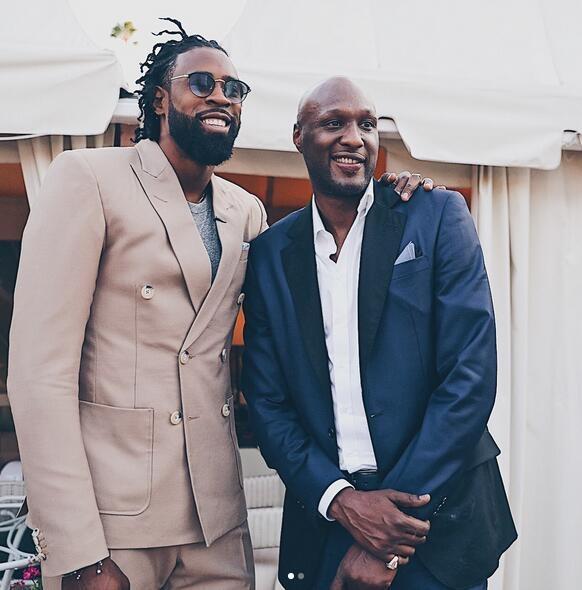 6场贡献9球1助攻，卡扎伊什维利当选中超9／10月最佳球员（6战斩9球+1助，卡扎伊什维利荣膺中超9-10月最佳球员）