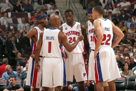 欧冠前瞻：黄潜主场强势，哥本哈根近15次对阵西甲球队不胜（欧冠前瞻：黄色潜水艇主场占优，哥本哈根近15战西甲无胜）