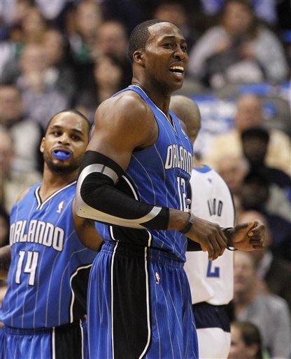 渝媒介绍重庆铜梁龙冲超庆典：也是新股东形象的首次集中展示（渝媒解读重庆铜梁龙冲超庆典：新股东形象首次集中亮相）