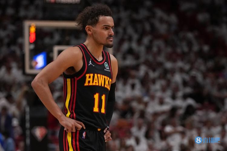 半场战报：摩纳哥2-1帕福斯，南野拓实、巴洛贡破门（半场速报：摩纳哥2-1领先帕福斯，南野拓实与巴洛贡建功）