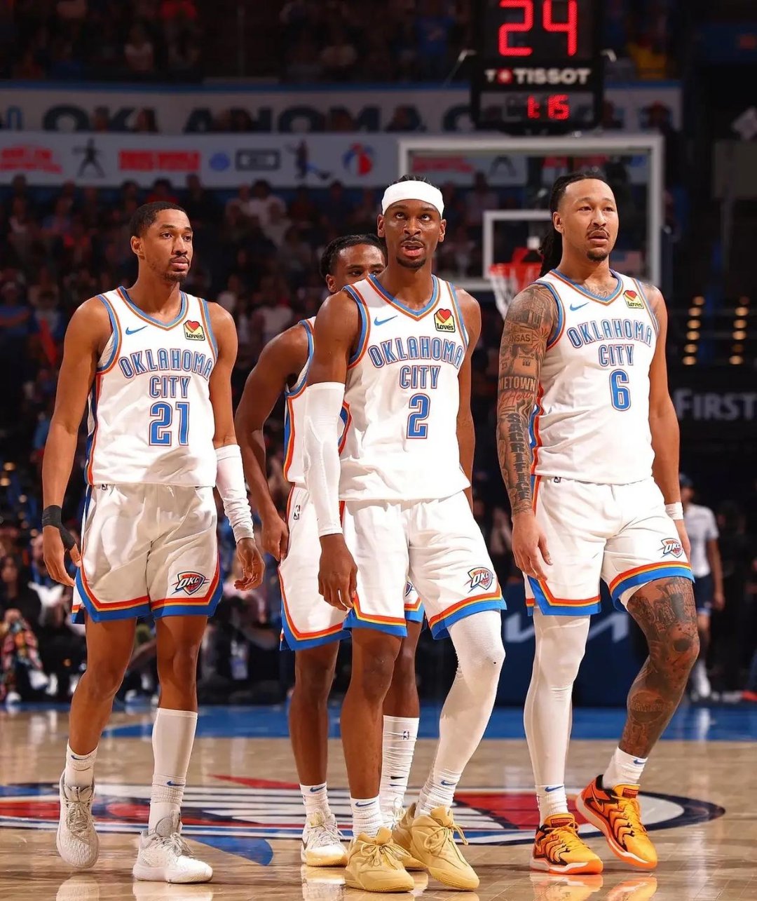 剑南春丨尤文客场1-1佛罗伦萨，科斯蒂奇、曼德拉戈拉世界波（剑南春丨尤文客场1比1战平佛罗伦萨，科斯蒂奇与曼德拉戈拉各献世界波）