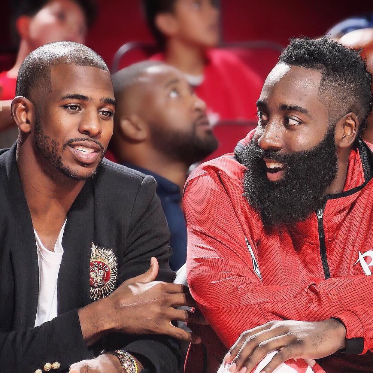 整活，布拉格斯拉维亚把梅西回诺坎普的背景P成自家主场（布拉格斯拉维亚玩梗：将梅西回诺坎普的背景PS成自家主场）