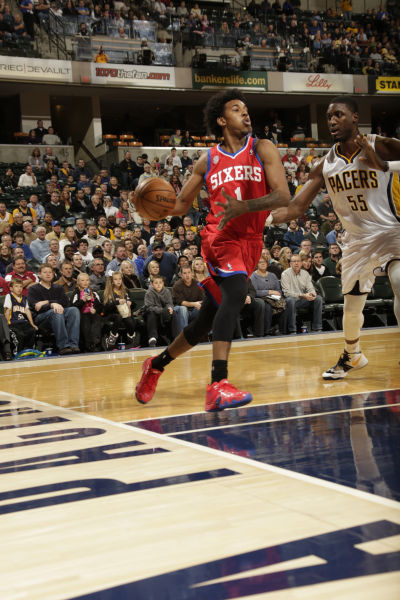 拉塞尔发ins祝贺诺里斯F1阿布扎比站夺冠（拉塞尔在Ins发文恭贺诺里斯夺得F1阿布扎比站冠军）